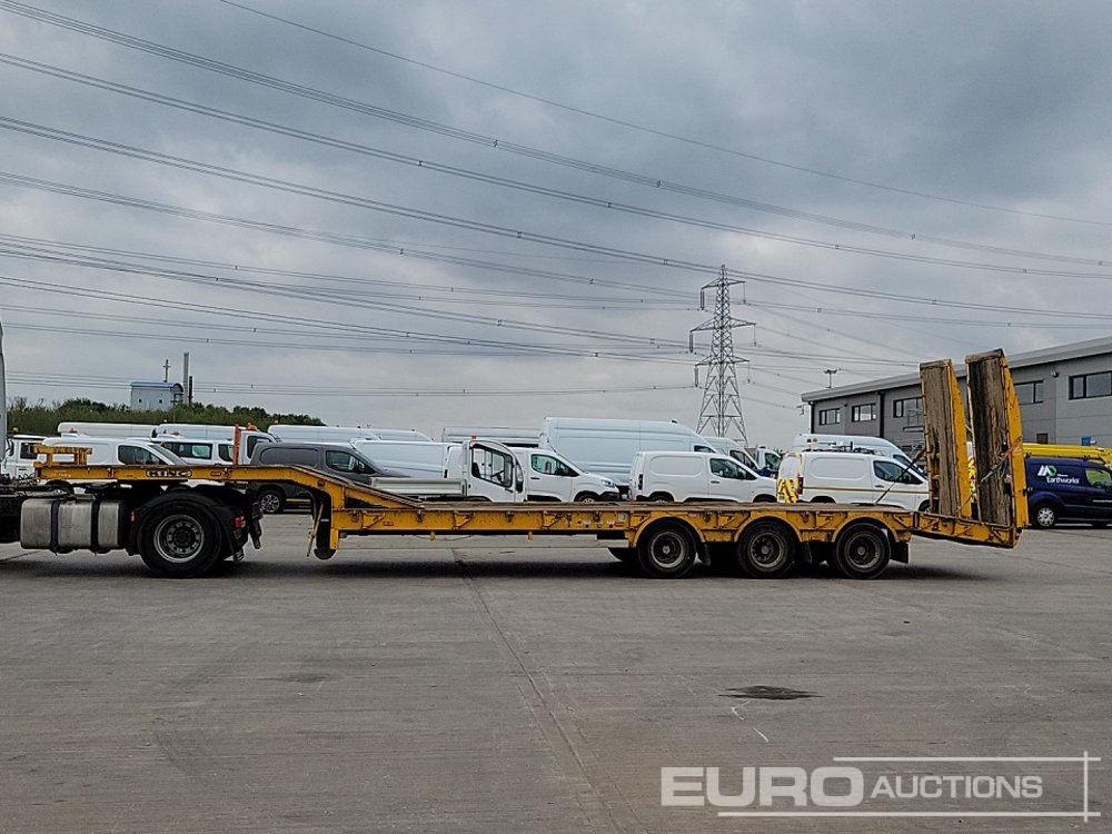 1998 King trailers Tri Axle Step Frame Low Loader Trailer, Neck Ramps, Out Riggers, Hydraulic Ramps - Низкорамный полуприцеп: фото 2 1998 King trailers Tri Axle Step Frame Low Loader Trailer, Neck Ramps, Out Riggers, Hydraulic Ramps - Низкорамный полуприцеп: фото 2