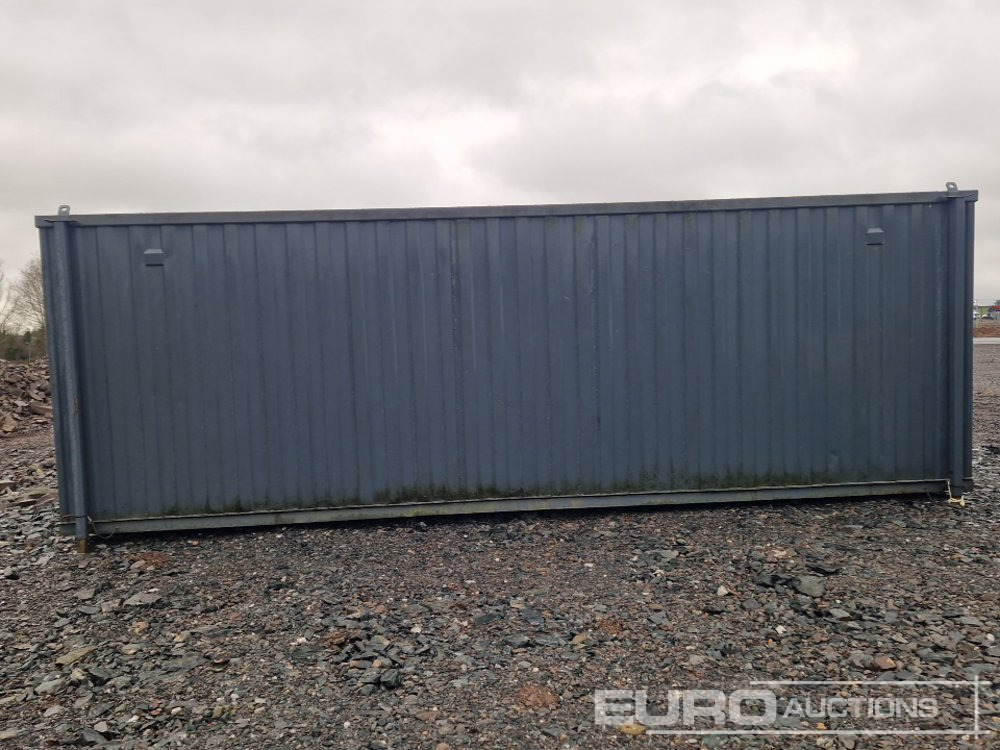 20' x 8' Container & Contents - Морской контейнер: фото 4 20' x 8' Container & Contents - Морской контейнер: фото 4