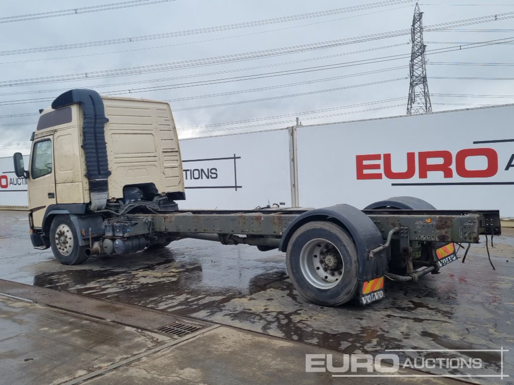2000 Volvo FM12 - Грузовик-шасси: фото 3 2000 Volvo FM12 - Грузовик-шасси: фото 3