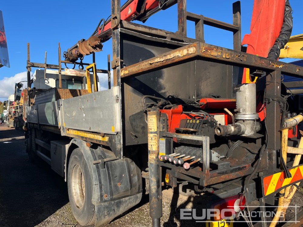 2004 DAF LF55.220 18 - Грузовик бортовой/ Платформа: фото 2 2004 DAF LF55.220 18 - Грузовик бортовой/ Платформа: фото 2