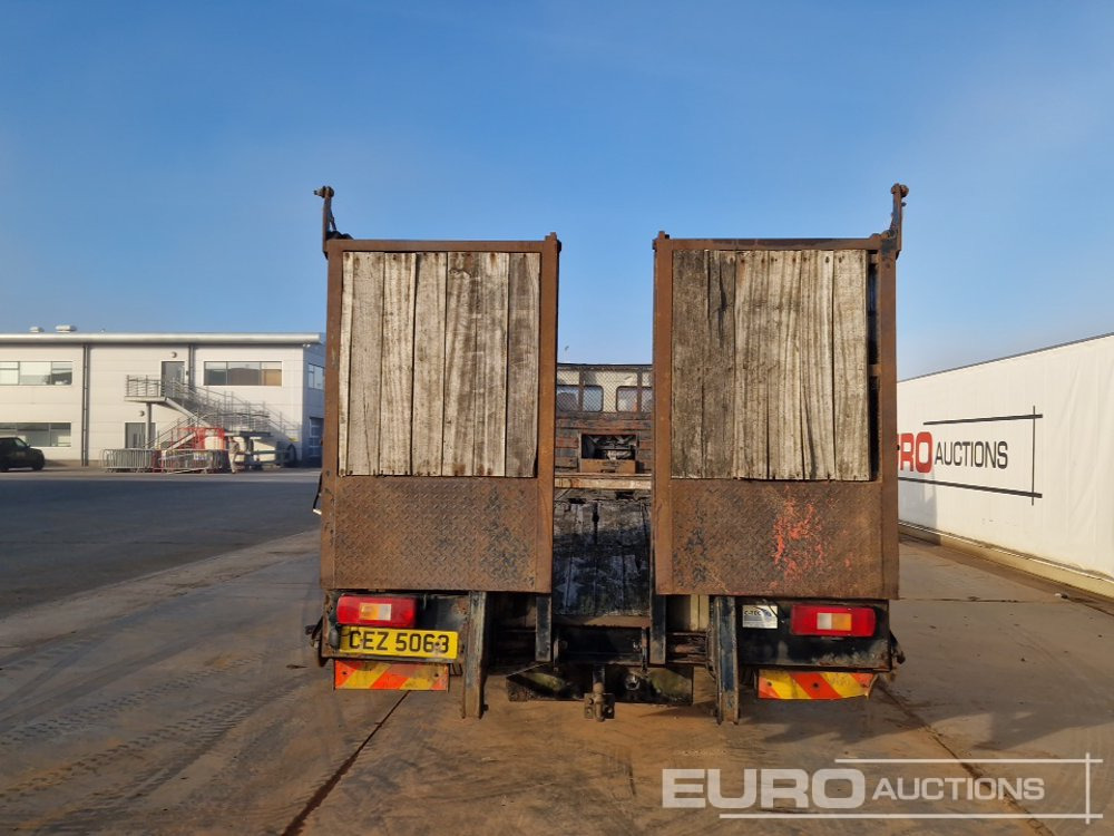 2005 Volvo FL220 - Грузовик бортовой/ Платформа: фото 4 2005 Volvo FL220 - Грузовик бортовой/ Платформа: фото 4