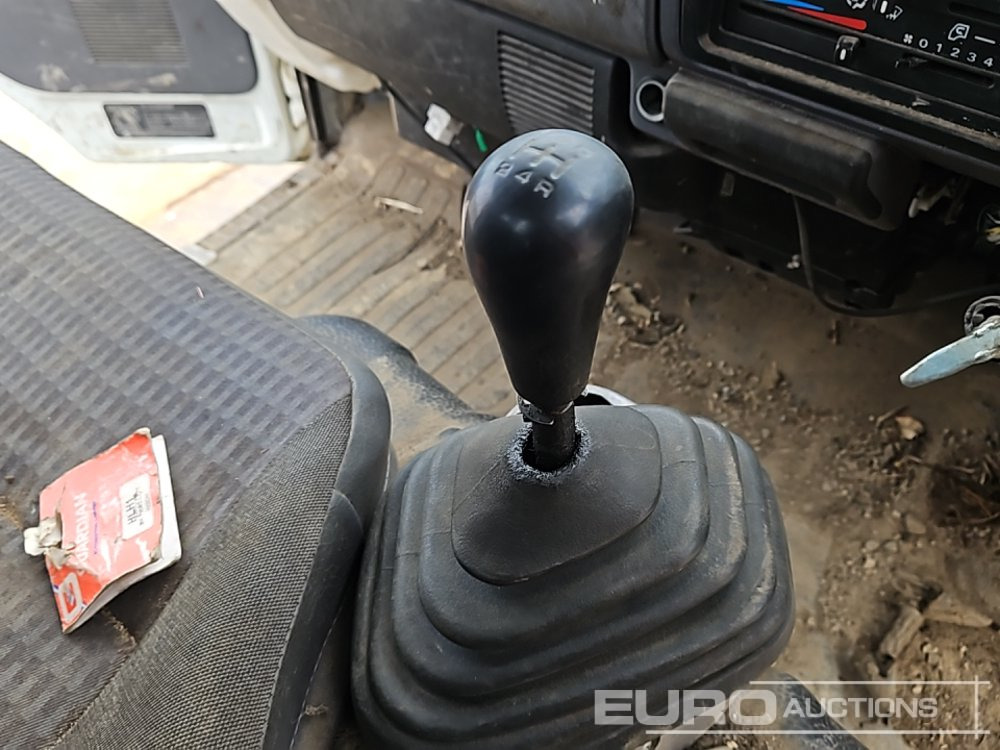 Грузовик с подъемником 2007 Nissan Cabstar 35.13: фото 46