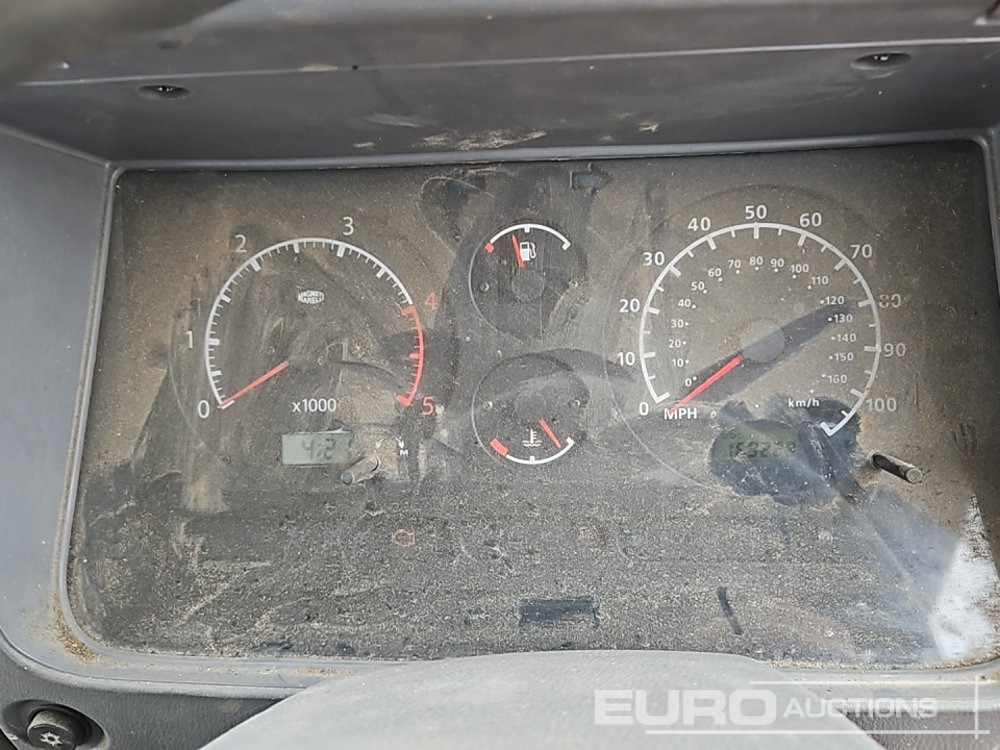 Грузовик с подъемником 2007 Nissan Cabstar 35.13: фото 49