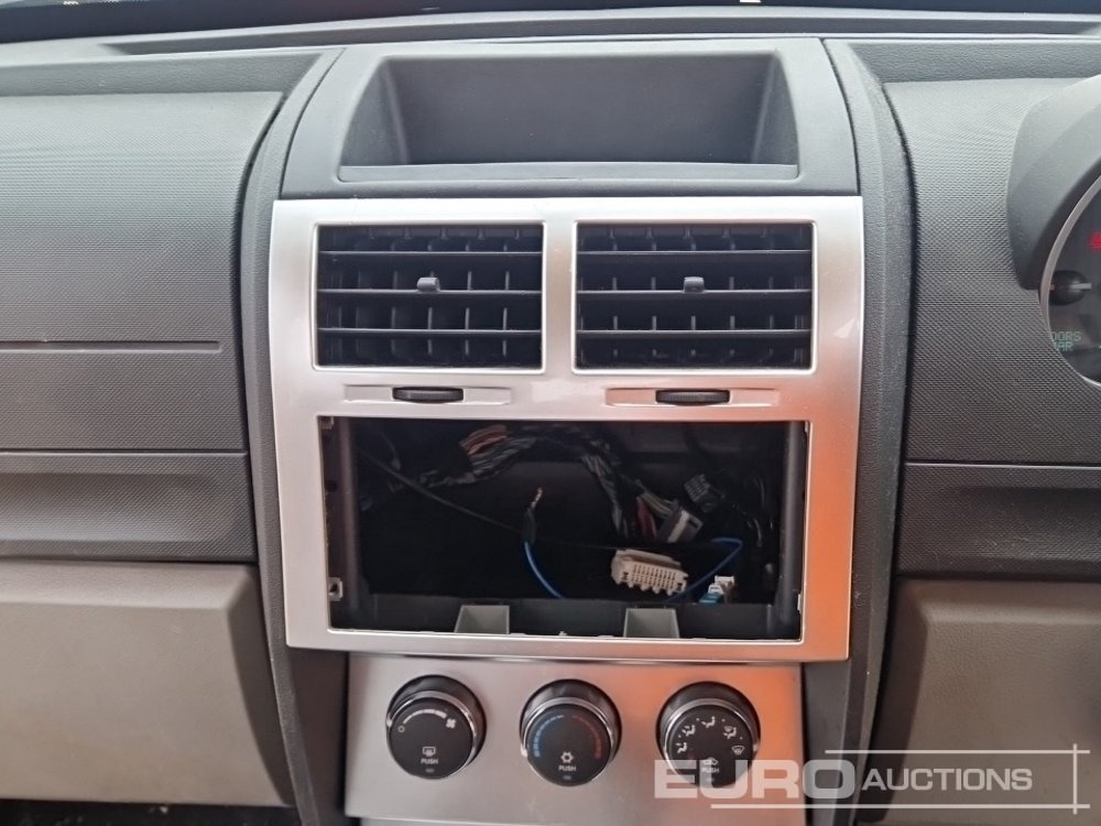 Внедорожник 2009 Dodge Nitro: фото 31