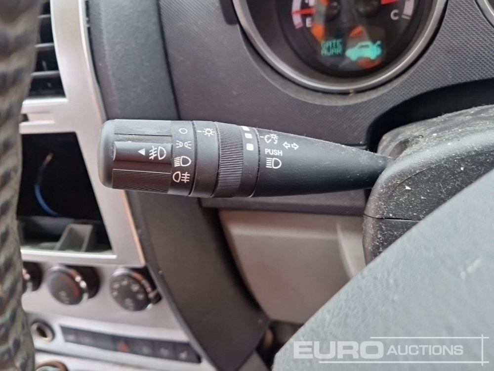 Внедорожник 2009 Dodge Nitro: фото 32