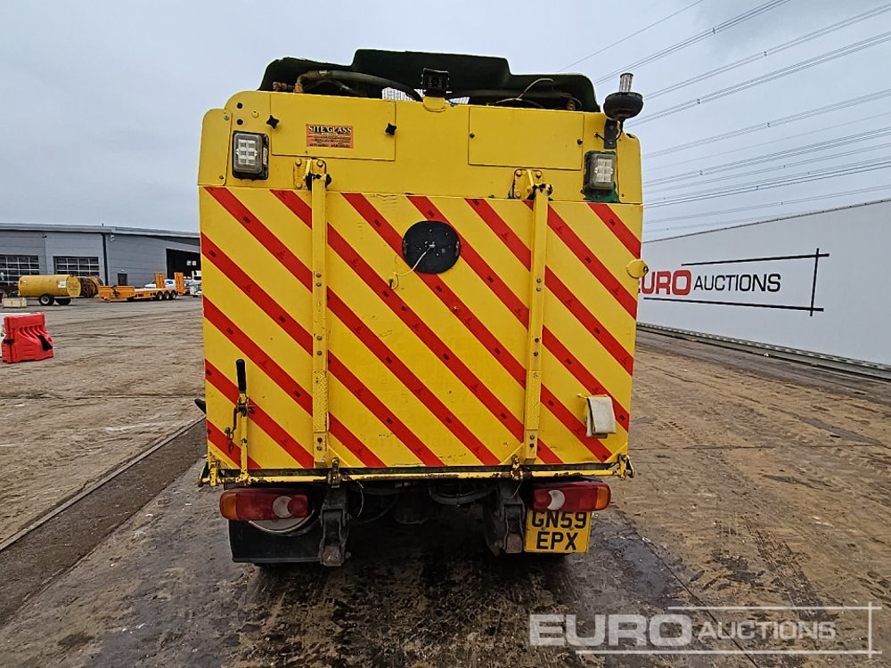 2009 Scarab 4x2 Road Sweeper, Reverse Camera, Automatic Gearbox - Подметально-уборочная машина: фото 4 2009 Scarab 4x2 Road Sweeper, Reverse Camera, Automatic Gearbox - Подметально-уборочная машина: фото 4