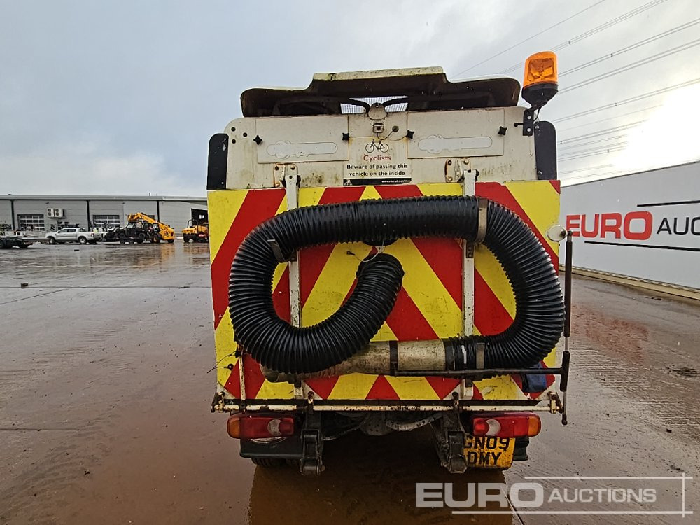 2009 Scarab 4x2 Road Sweeper, Reverse Camera, Automatic Gearbox - Подметально-уборочная машина: фото 5 2009 Scarab 4x2 Road Sweeper, Reverse Camera, Automatic Gearbox - Подметально-уборочная машина: фото 5