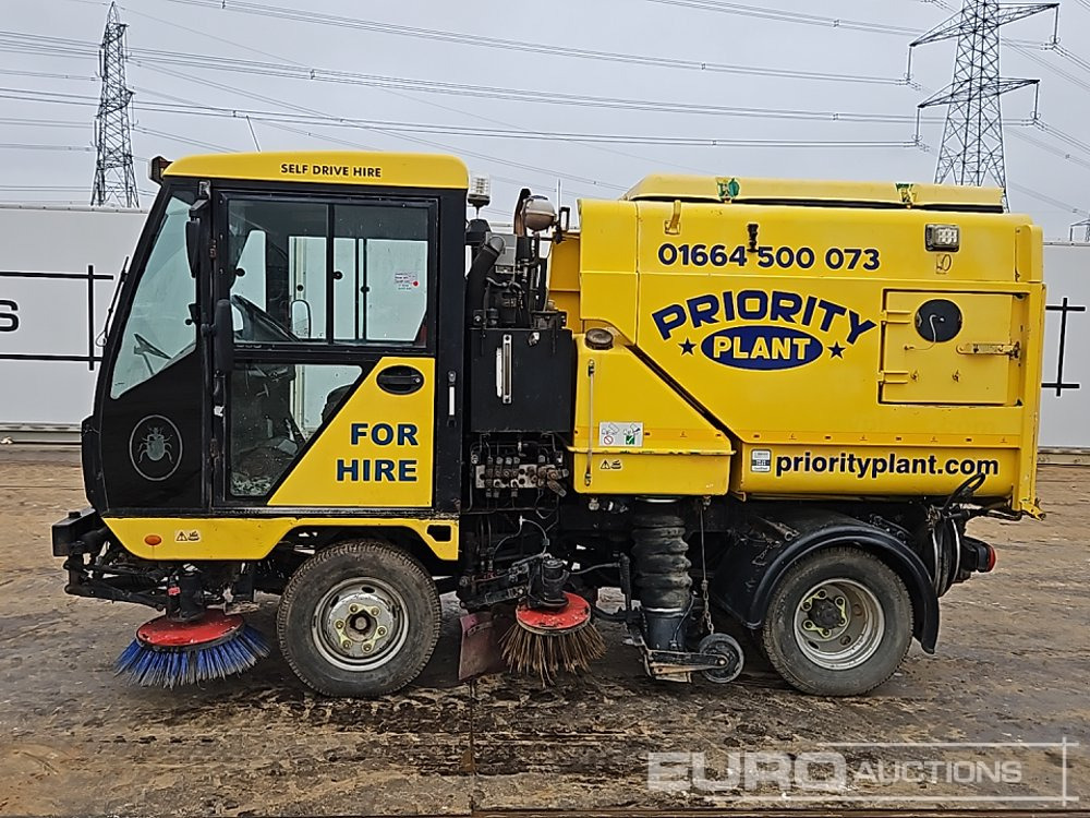 2009 Scarab 4x2 Road Sweeper, Reverse Camera, Automatic Gearbox - Подметально-уборочная машина: фото 2 2009 Scarab 4x2 Road Sweeper, Reverse Camera, Automatic Gearbox - Подметально-уборочная машина: фото 2