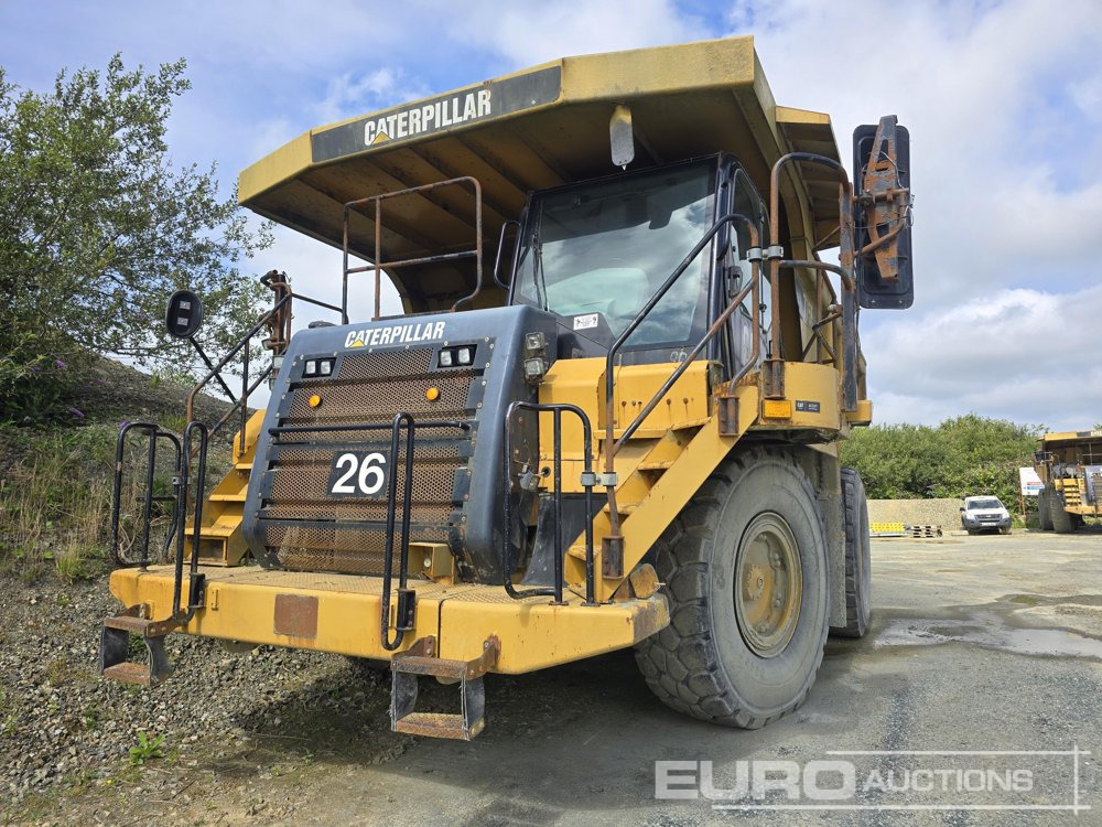 2011 CAT 775F - Карьерный самосвал: фото 1 2011 CAT 775F - Карьерный самосвал: фото 1