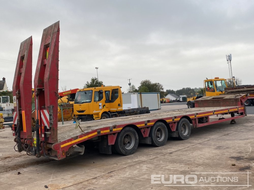 2011 Faymonville STN3U Tri Axle Step Frame Low Loader Trailer, Rear Steer Axle, Hydraulic Ramps - Низкорамный полуприцеп: фото 2 2011 Faymonville STN3U Tri Axle Step Frame Low Loader Trailer, Rear Steer Axle, Hydraulic Ramps - Низкорамный полуприцеп: фото 2