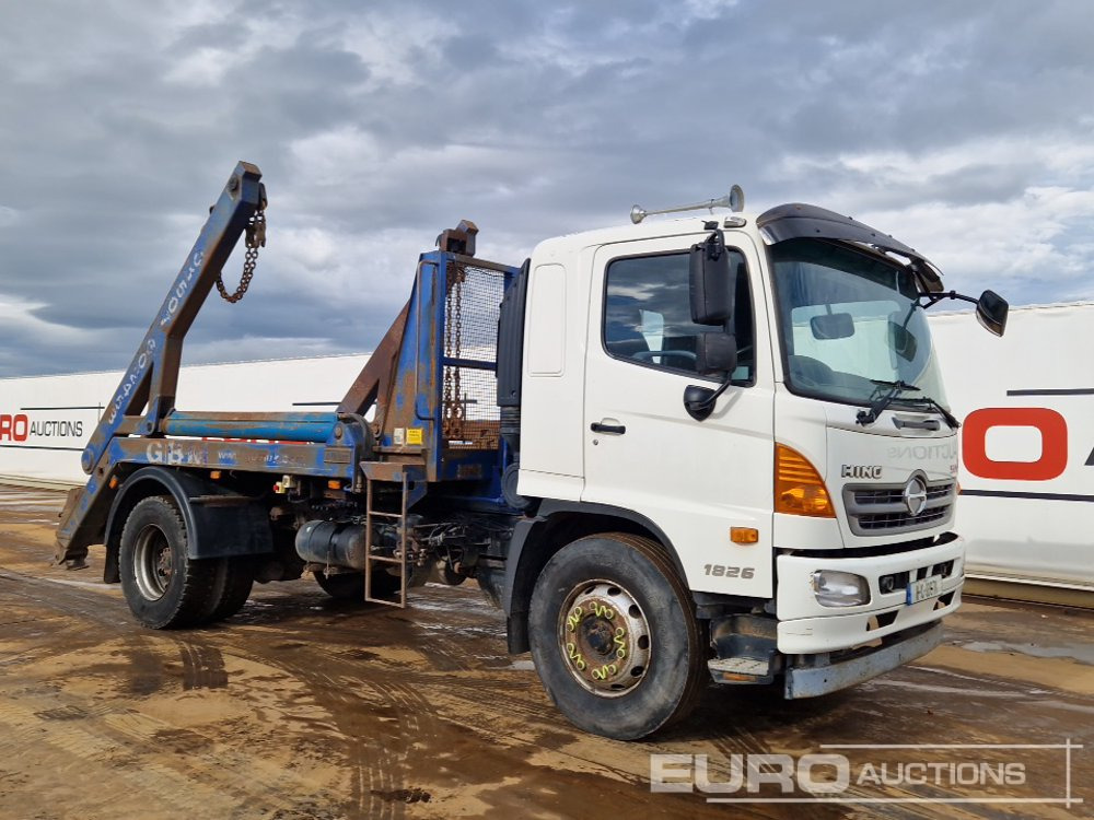 Портальный бункеровоз 2011 Hino 500: фото 7