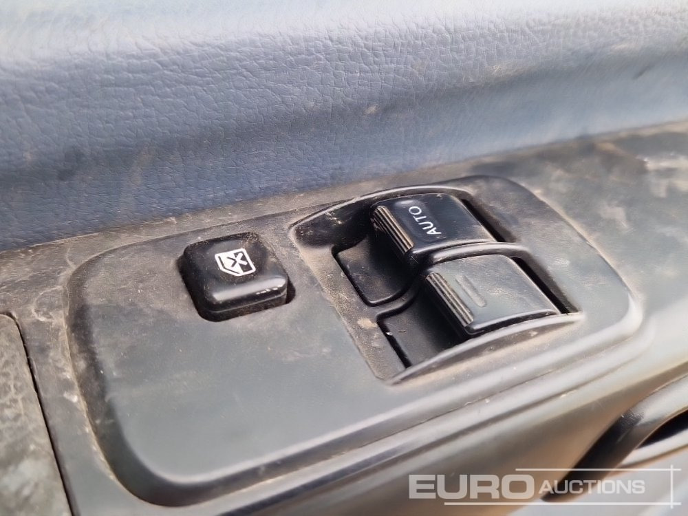 Портальный бункеровоз 2011 Hino 500: фото 31