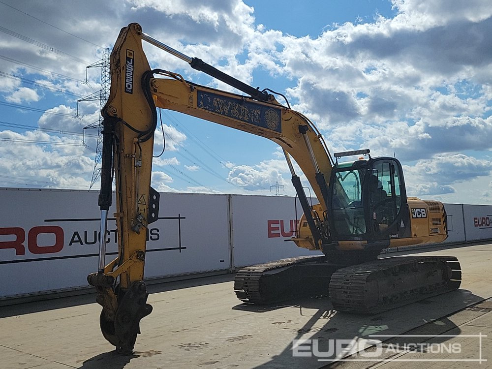 2011 JCB JS220LC - Гусеничный экскаватор: фото 1 2011 JCB JS220LC - Гусеничный экскаватор: фото 1
