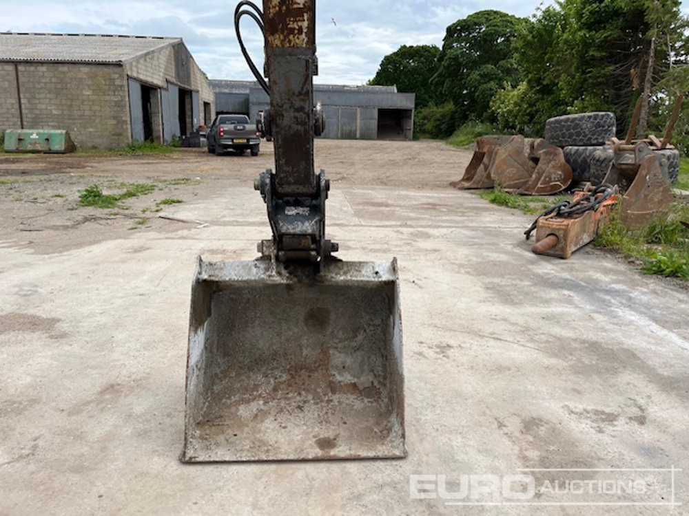 Колёсный экскаватор 2011 Takeuchi TB175W: фото 14