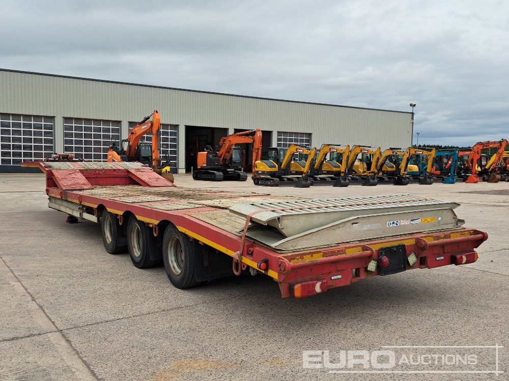 2011 Wraith Tri Axle Stepframe Low Loader Trailer, Winch, Ramps - Низкорамный полуприцеп: фото 3 2011 Wraith Tri Axle Stepframe Low Loader Trailer, Winch, Ramps - Низкорамный полуприцеп: фото 3
