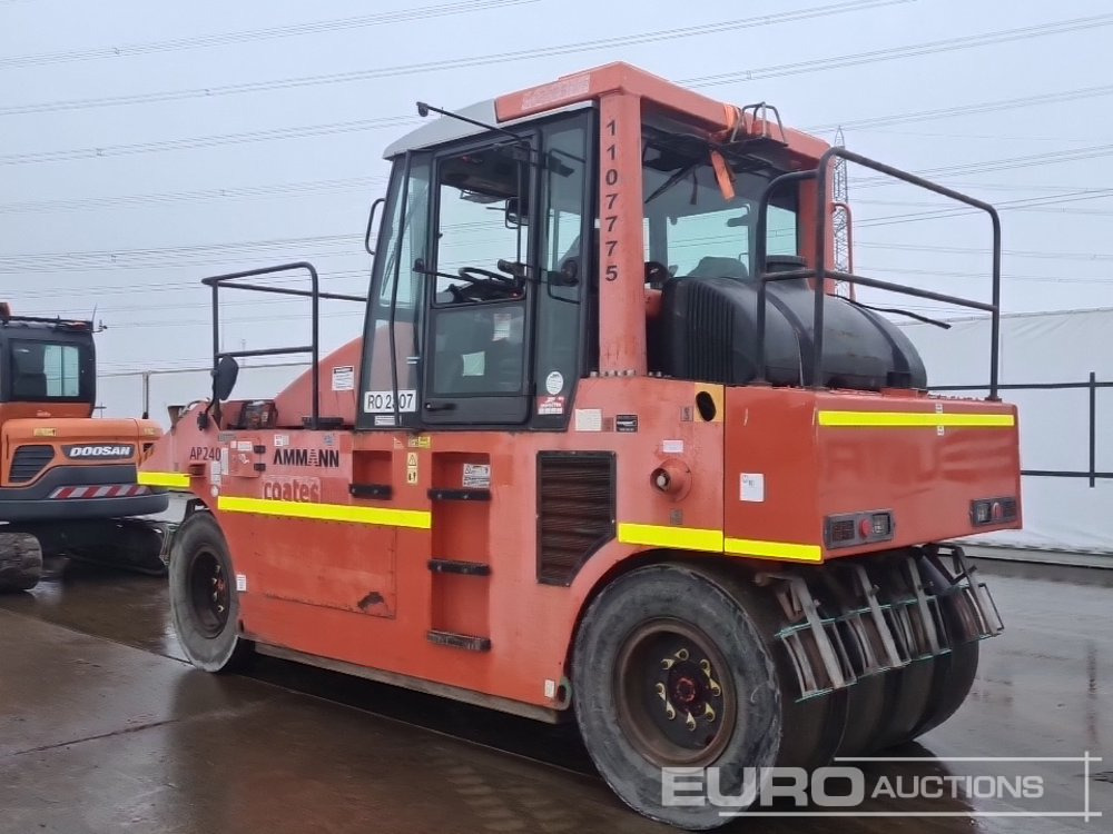 2012 Ammann AP240 - Каток: фото 3 2012 Ammann AP240 - Каток: фото 3