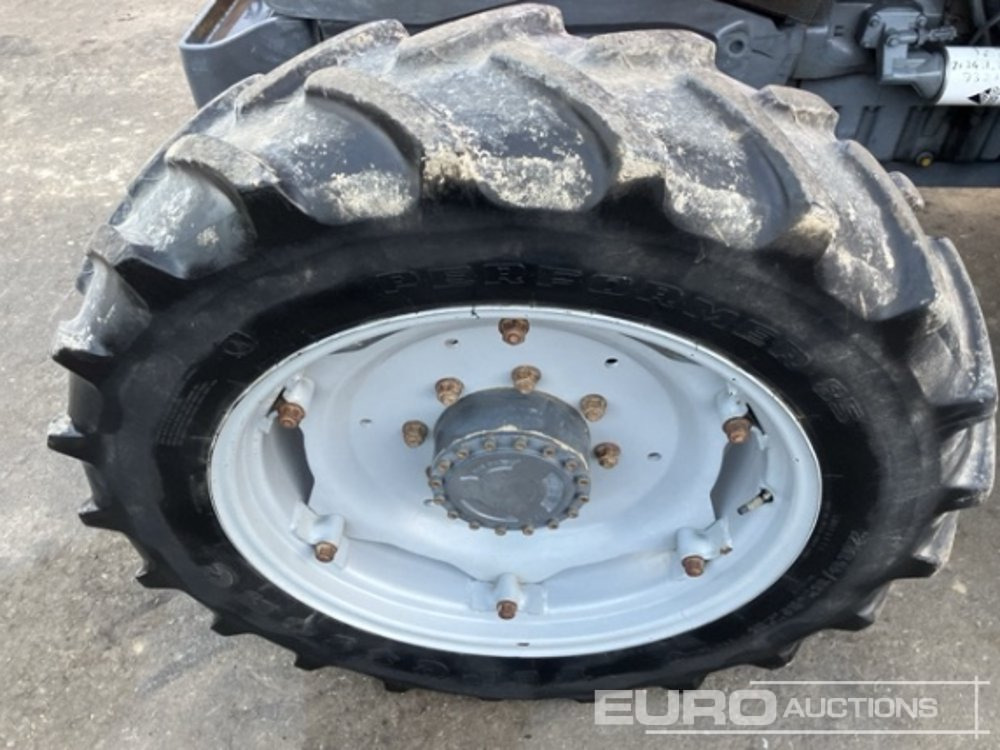 2013 Massey Ferguson 5445 - Трактор: фото 5 2013 Massey Ferguson 5445 - Трактор: фото 5