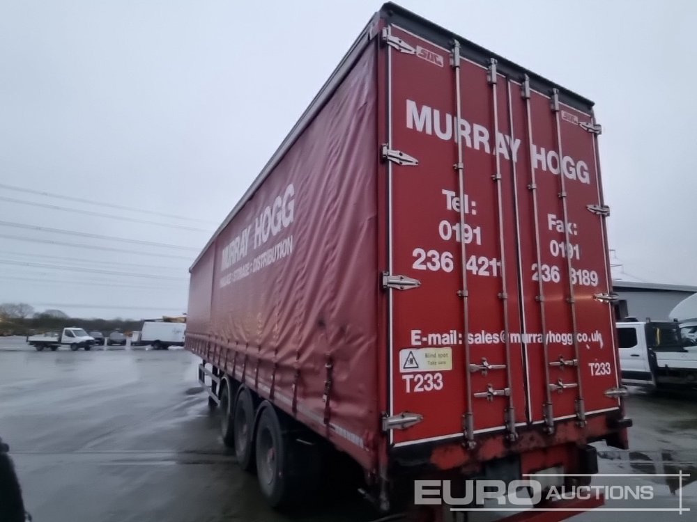 2013 SDC Tri Axle Curtainsider Trailer - Тентованный полуприцеп: фото 3 2013 SDC Tri Axle Curtainsider Trailer - Тентованный полуприцеп: фото 3