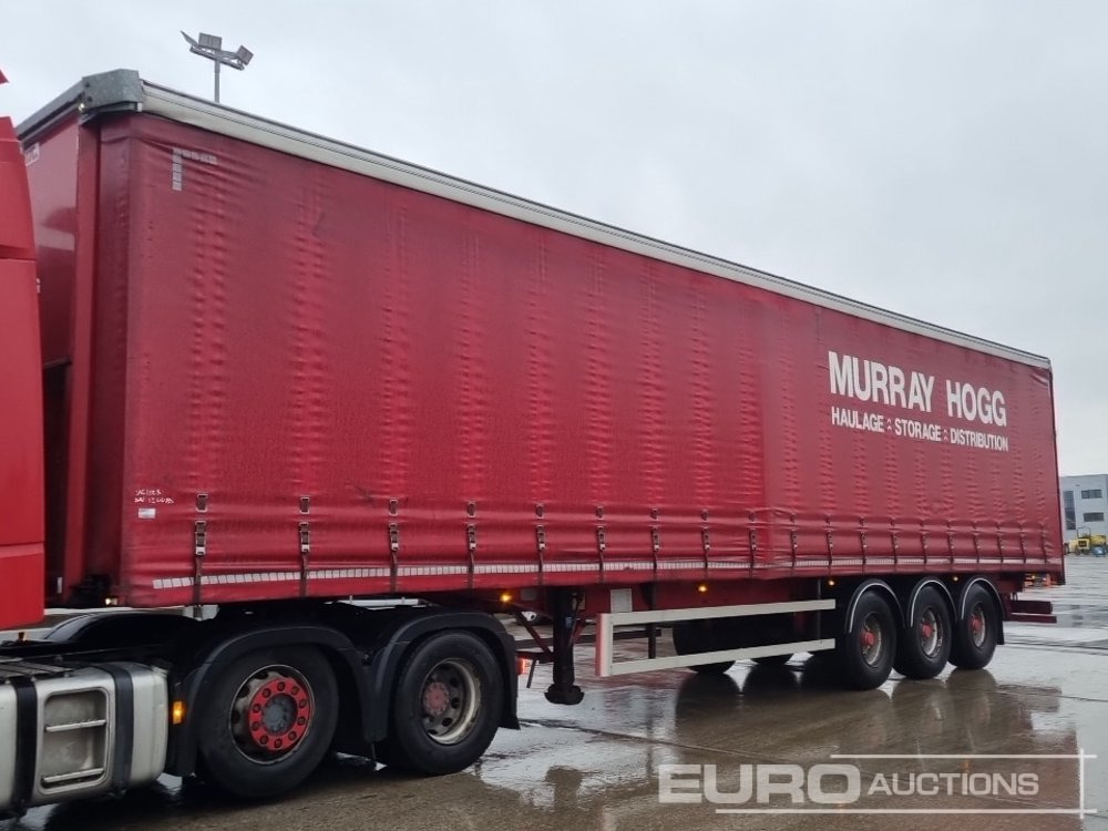 2013 SDC Tri Axle Curtainsider Trailer - Тентованный полуприцеп: фото 1 2013 SDC Tri Axle Curtainsider Trailer - Тентованный полуприцеп: фото 1