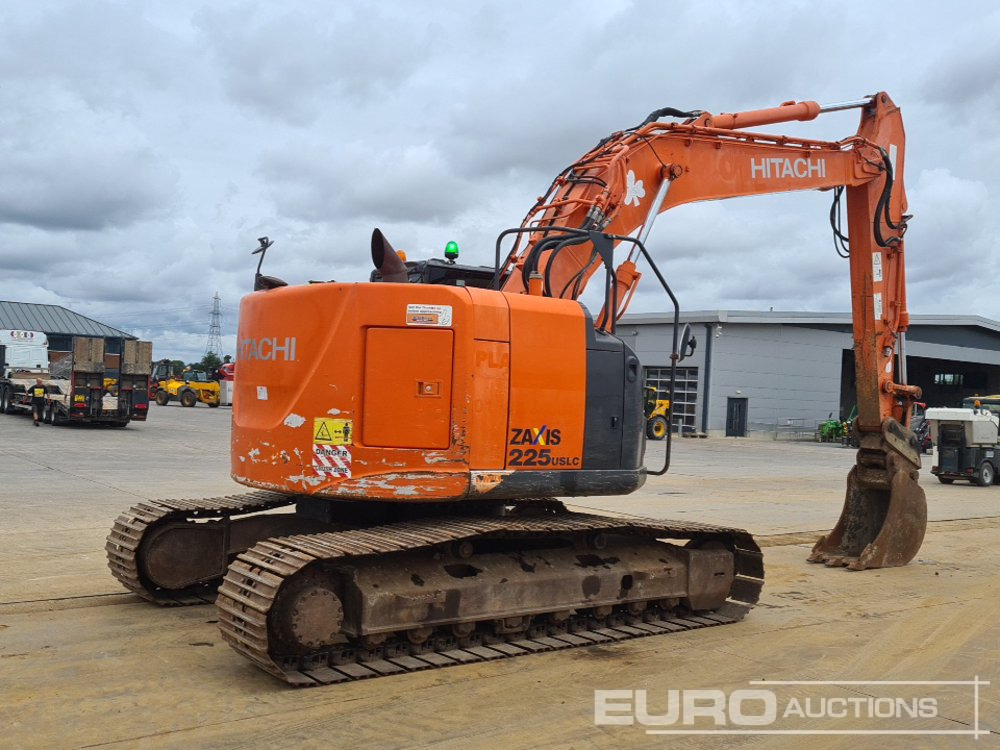 2014 Hitachi ZX225USLC-5B - Гусеничный экскаватор: фото 5 2014 Hitachi ZX225USLC-5B - Гусеничный экскаватор: фото 5