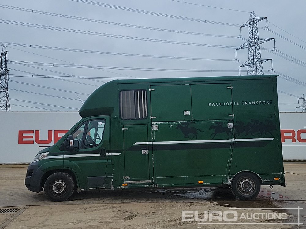 2015 Fiat Ducato 35 Multijet - Грузовик для перевозки животных: фото 2 2015 Fiat Ducato 35 Multijet - Грузовик для перевозки животных: фото 2