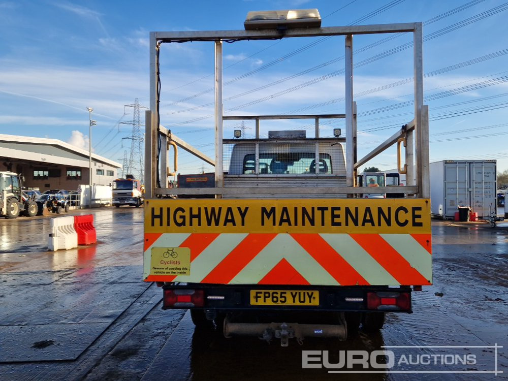 2015 Iveco Daily 35C13 - Малотоннажный бортовой грузовик: фото 4 2015 Iveco Daily 35C13 - Малотоннажный бортовой грузовик: фото 4