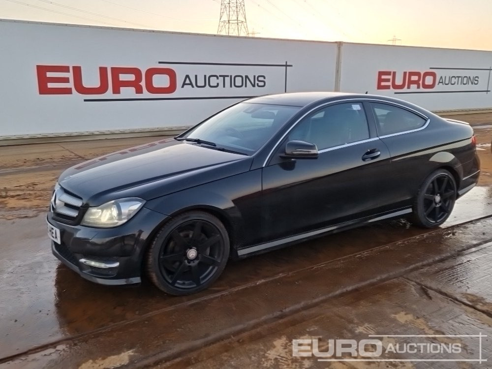 2015 Mercedes C250 AMG - Легковой автомобиль: фото 1 2015 Mercedes C250 AMG - Легковой автомобиль: фото 1
