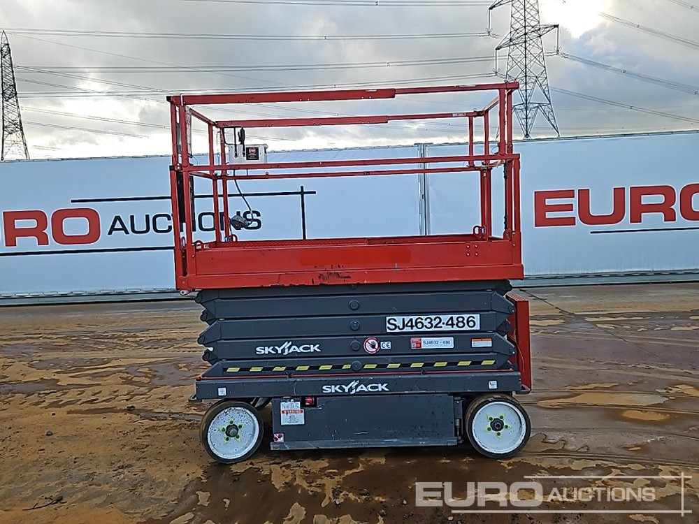 2015 SkyJack SJ4632 - Ножничный подъемник: фото 2 2015 SkyJack SJ4632 - Ножничный подъемник: фото 2