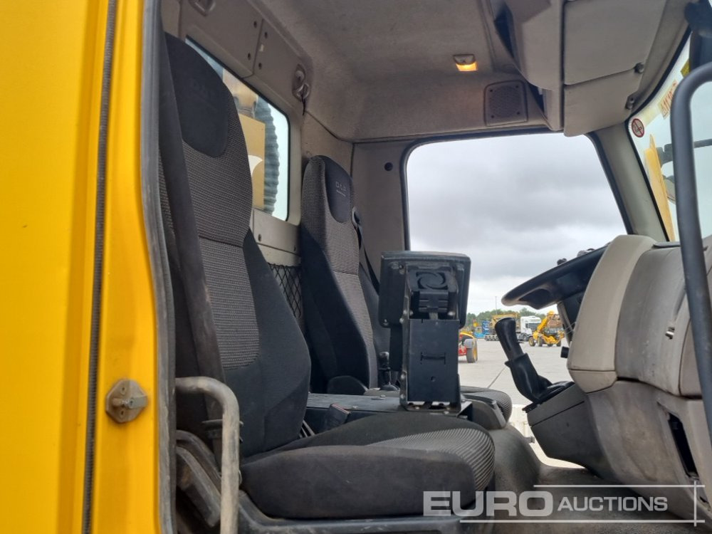 Подметально-уборочная машина 2016 DAF LF220: фото 29