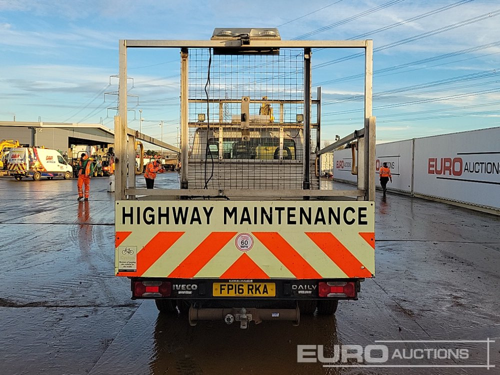 2016 Iveco Daily 35C13 - Малотоннажный бортовой грузовик: фото 4 2016 Iveco Daily 35C13 - Малотоннажный бортовой грузовик: фото 4