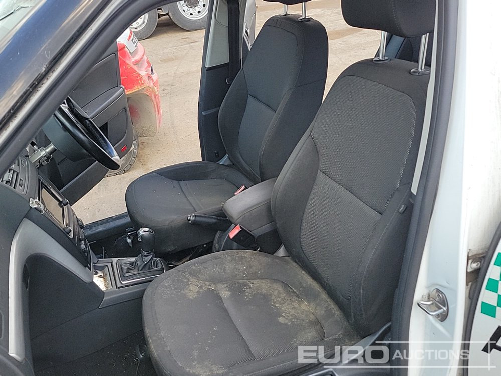 Внедорожник 2016 Skoda Yeti: фото 24