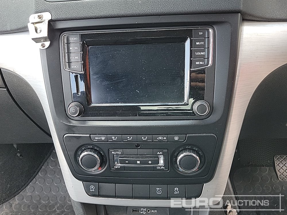 Внедорожник 2016 Skoda Yeti: фото 30