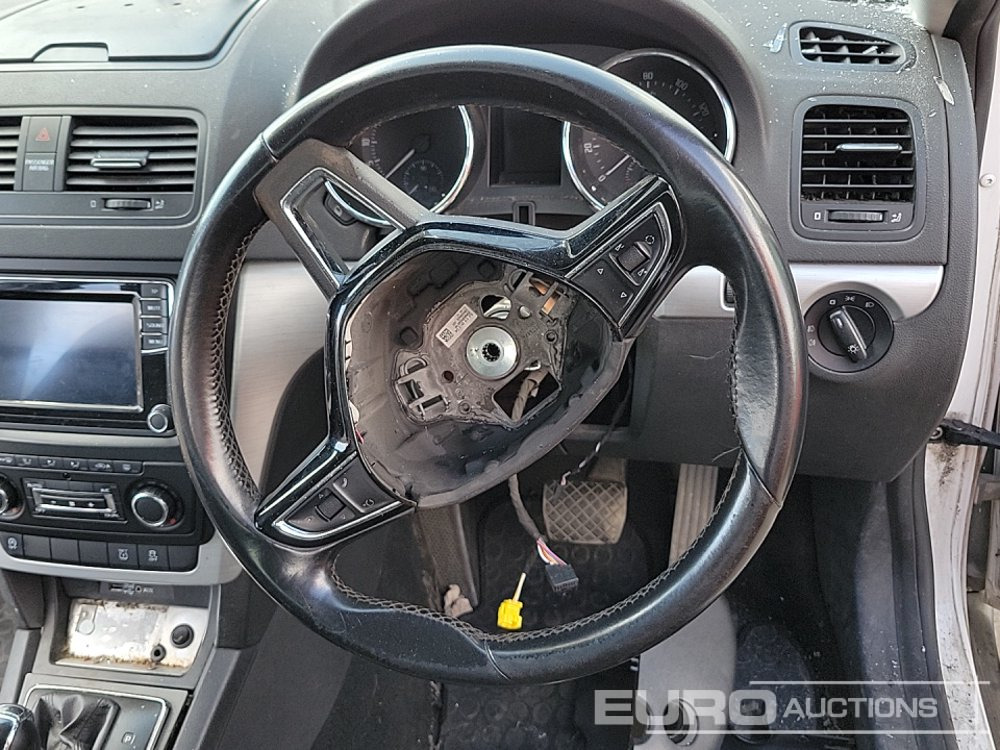 Внедорожник 2016 Skoda Yeti: фото 31