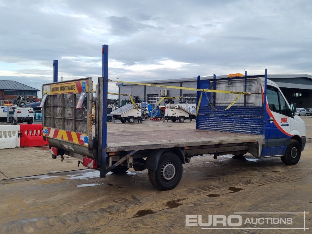 2016 Volkswagen Crafter CR35 - Малотоннажный бортовой грузовик: фото 5 2016 Volkswagen Crafter CR35 - Малотоннажный бортовой грузовик: фото 5