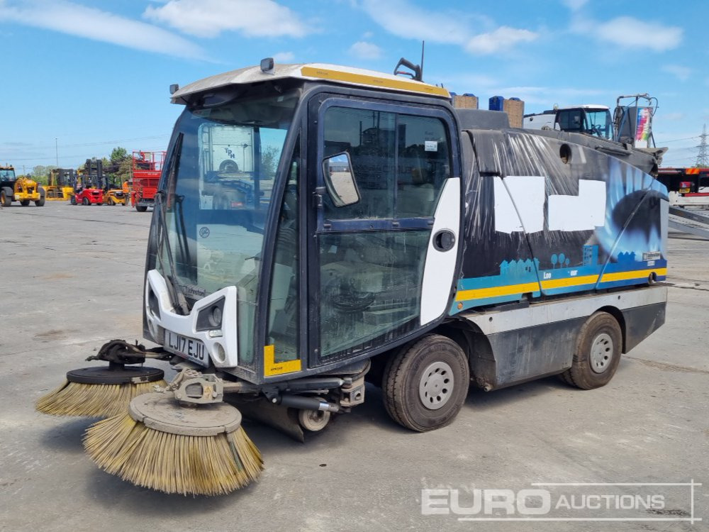 2017 Johnston 4x2 Road Sweeper, Reverse Camera, Automatic Gearbox (Category S Insurance Loss, Runs No Drive) - Подметально-уборочная машина: фото 1 2017 Johnston 4x2 Road Sweeper, Reverse Camera, Automatic Gearbox (Category S Insurance Loss, Runs No Drive) - Подметально-уборочная машина: фото 1