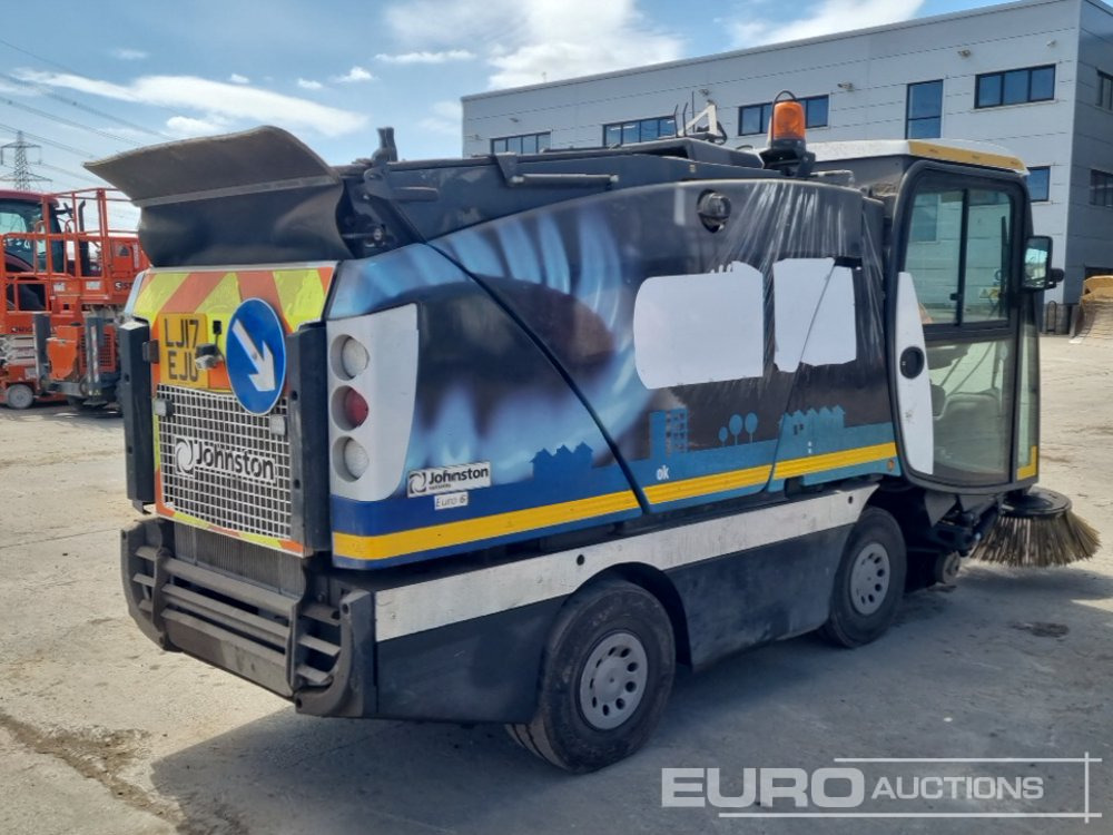 2017 Johnston 4x2 Road Sweeper, Reverse Camera, Automatic Gearbox (Category S Insurance Loss, Runs No Drive) - Подметально-уборочная машина: фото 5 2017 Johnston 4x2 Road Sweeper, Reverse Camera, Automatic Gearbox (Category S Insurance Loss, Runs No Drive) - Подметально-уборочная машина: фото 5