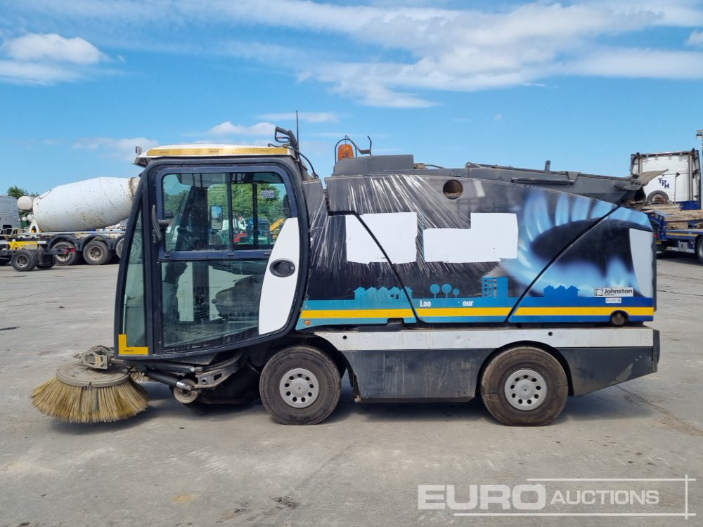 2017 Johnston 4x2 Road Sweeper, Reverse Camera, Automatic Gearbox (Category S Insurance Loss, Runs No Drive) - Подметально-уборочная машина: фото 2 2017 Johnston 4x2 Road Sweeper, Reverse Camera, Automatic Gearbox (Category S Insurance Loss, Runs No Drive) - Подметально-уборочная машина: фото 2
