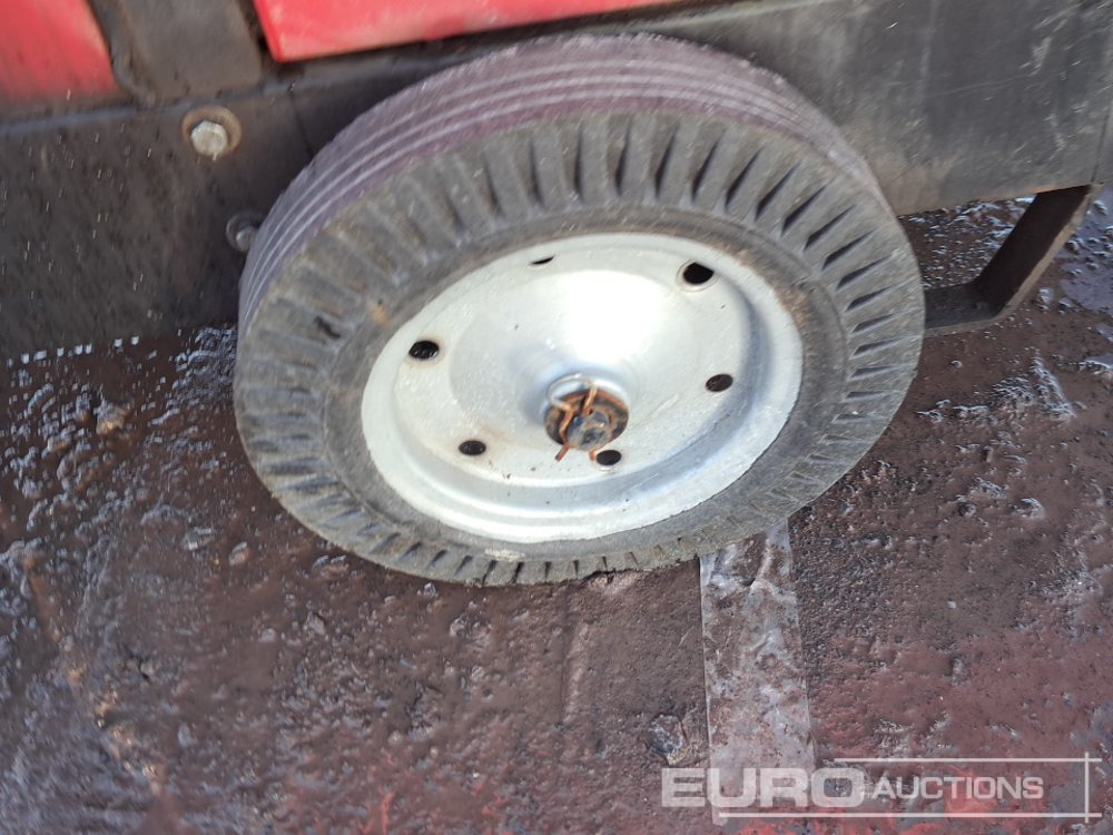 Электрогенератор 2017 Pramac P11000: фото 7