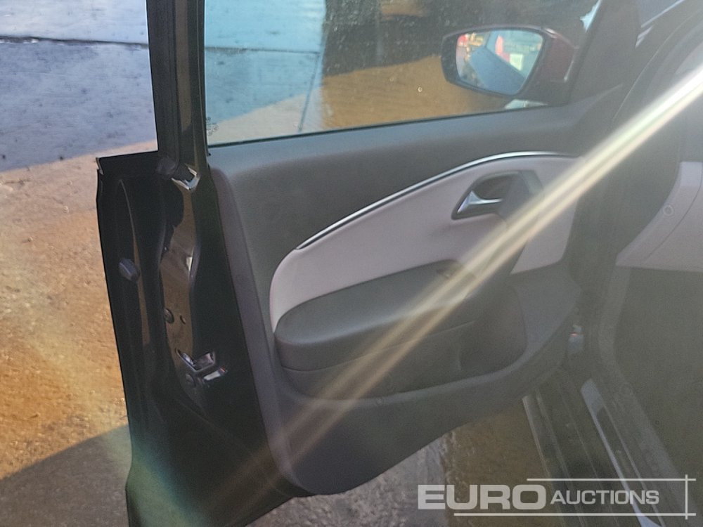 Легковой автомобиль 2017 Volkswagen Polo: фото 25 Легковой автомобиль 2017 Volkswagen Polo: фото 25