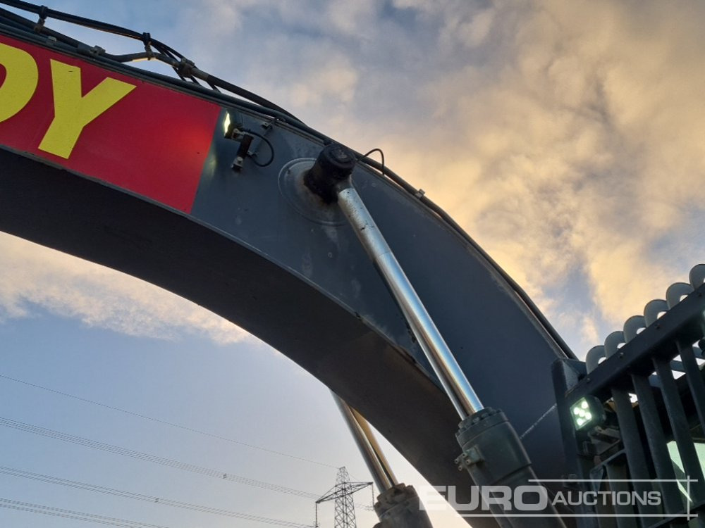 Гусеничный экскаватор 2017 Volvo EC300EL: фото 17 Гусеничный экскаватор 2017 Volvo EC300EL: фото 17