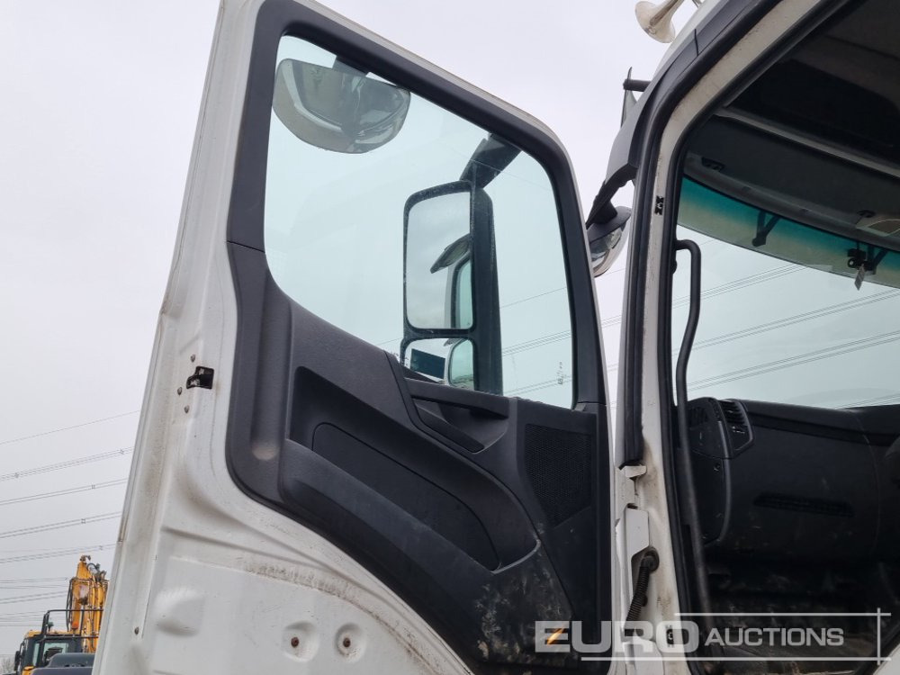 Грузовик бортовой/ Платформа 2018 Mercedes Arocs 2533: фото 31