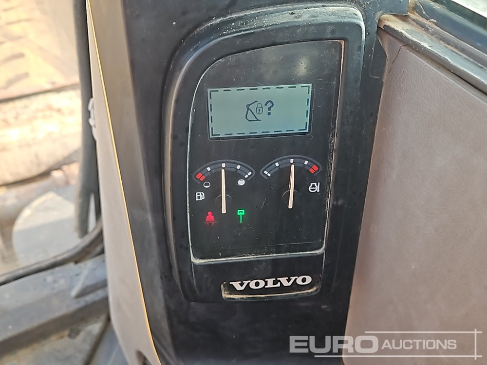 Мини-экскаватор 2018 Volvo ECR88D: фото 45