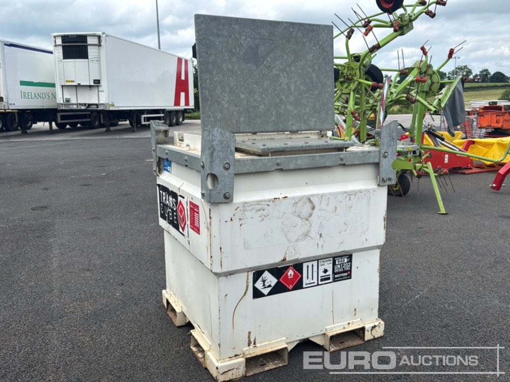 2018 Western 950 Litre Bunded Bowser, Manual Pump - Резервуар для хранения: фото 4 2018 Western 950 Litre Bunded Bowser, Manual Pump - Резервуар для хранения: фото 4