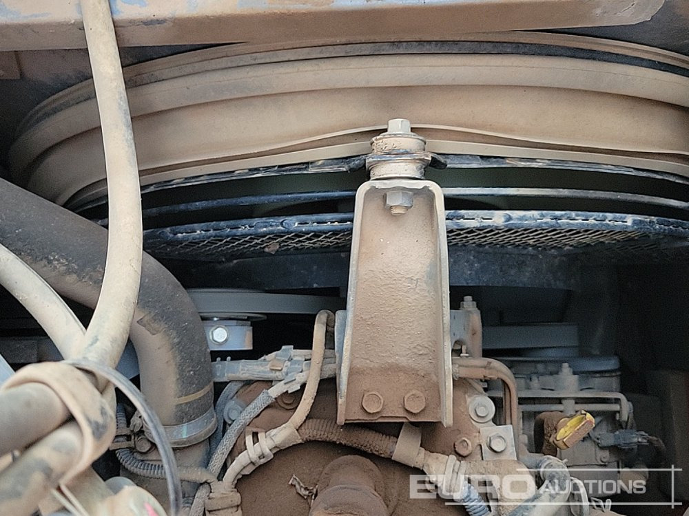 Гусеничный экскаватор 2019 Hitachi ZX135US-6: фото 32