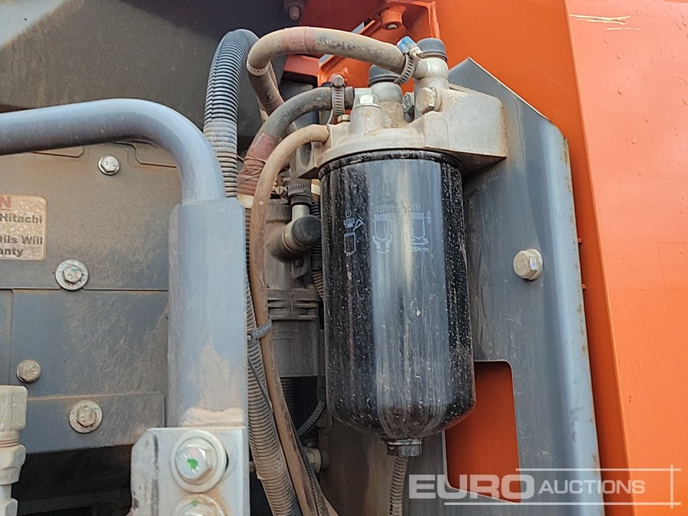 Гусеничный экскаватор 2019 Hitachi ZX135US-6: фото 34