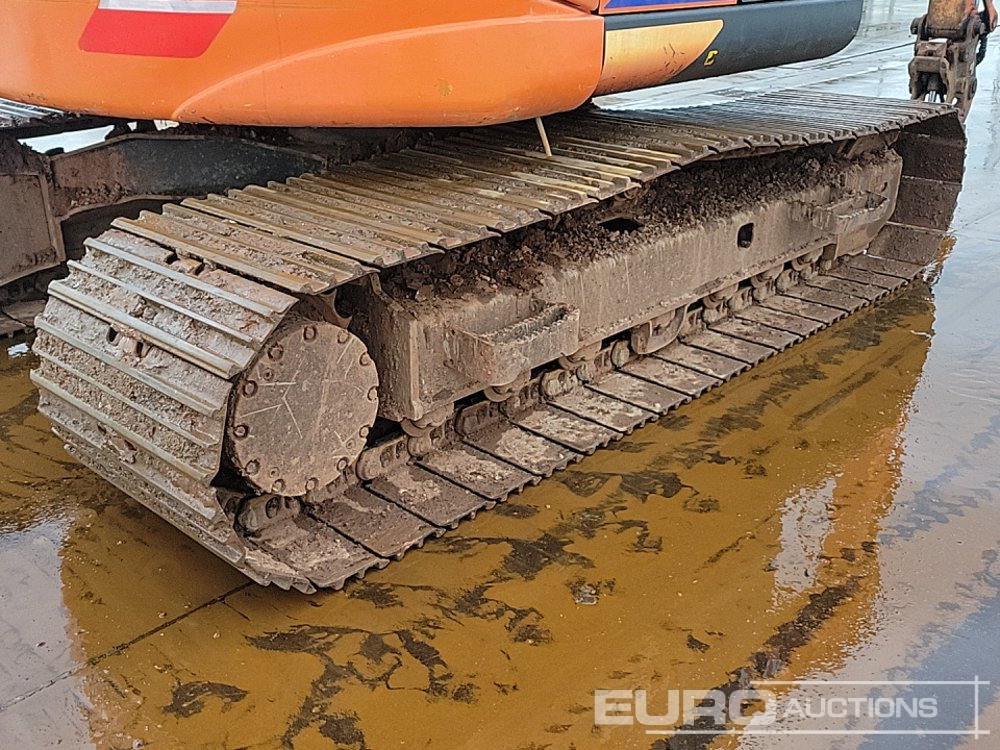 Гусеничный экскаватор 2019 Hitachi ZX135US-6: фото 13