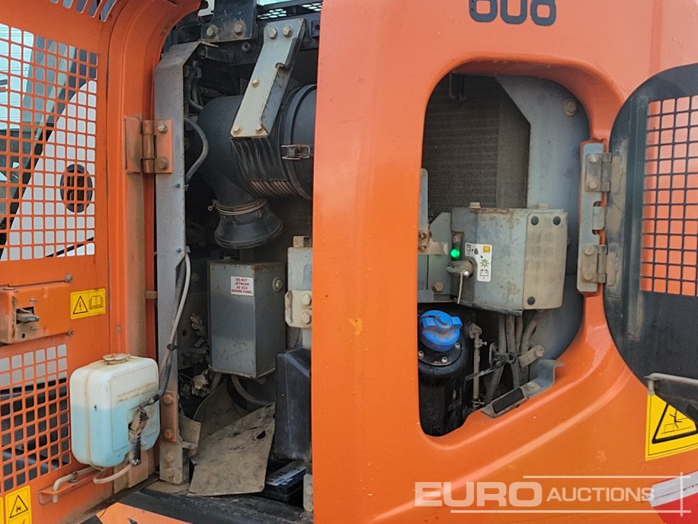 Гусеничный экскаватор 2019 Hitachi ZX135US-6: фото 37