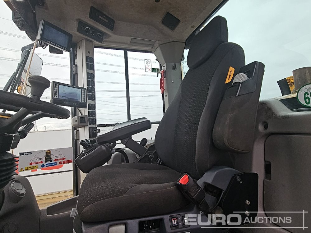 Колёсный погрузчик 2019 Volvo L150H: фото 37