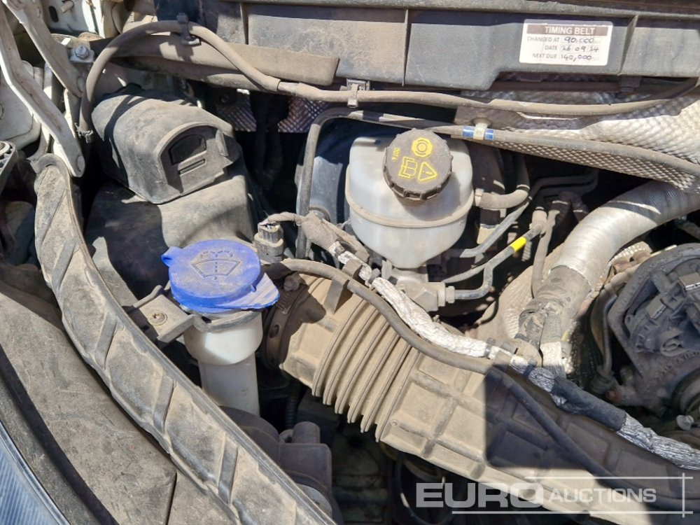 Малотоннажный бортовой грузовик 2020 Ford Transit 350: фото 14