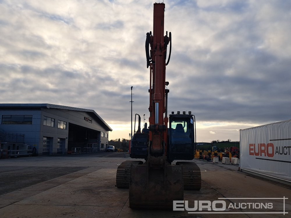 Гусеничный экскаватор 2020 Hitachi ZX210LC-6: фото 8 Гусеничный экскаватор 2020 Hitachi ZX210LC-6: фото 8